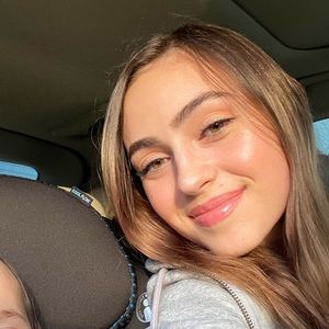 Meet your Posher, Catherine